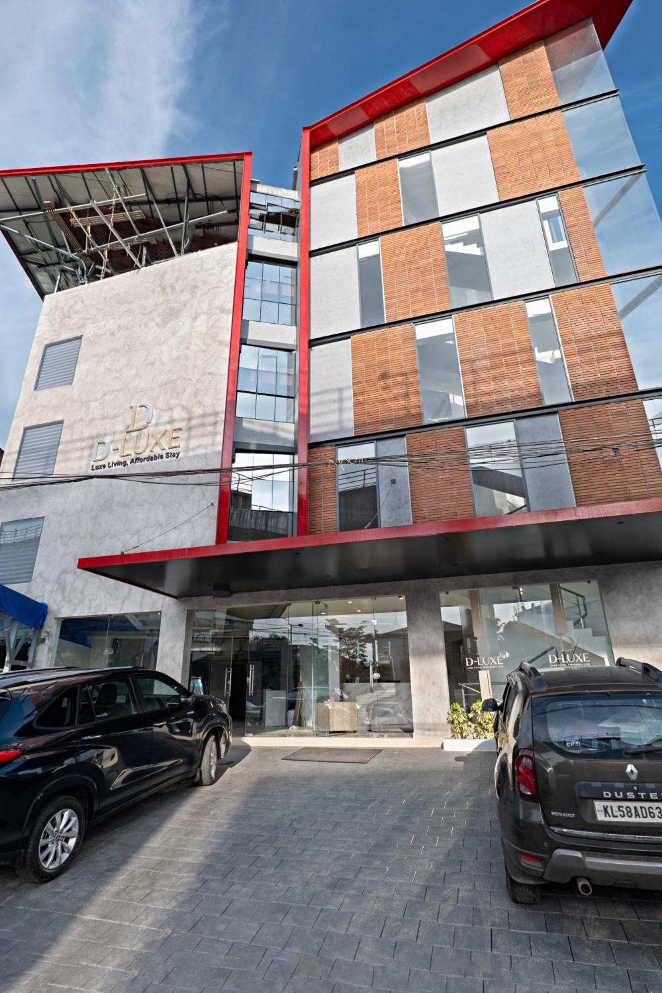 D-Luxe Hotel Kochi ภายนอก รูปภาพ