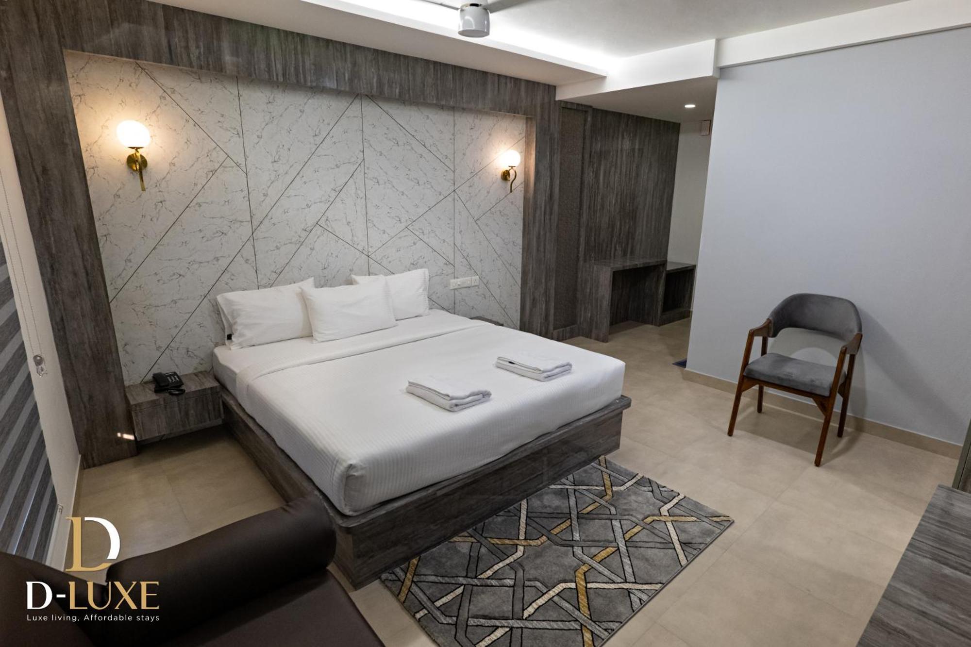 D-Luxe Hotel Kochi ภายนอก รูปภาพ