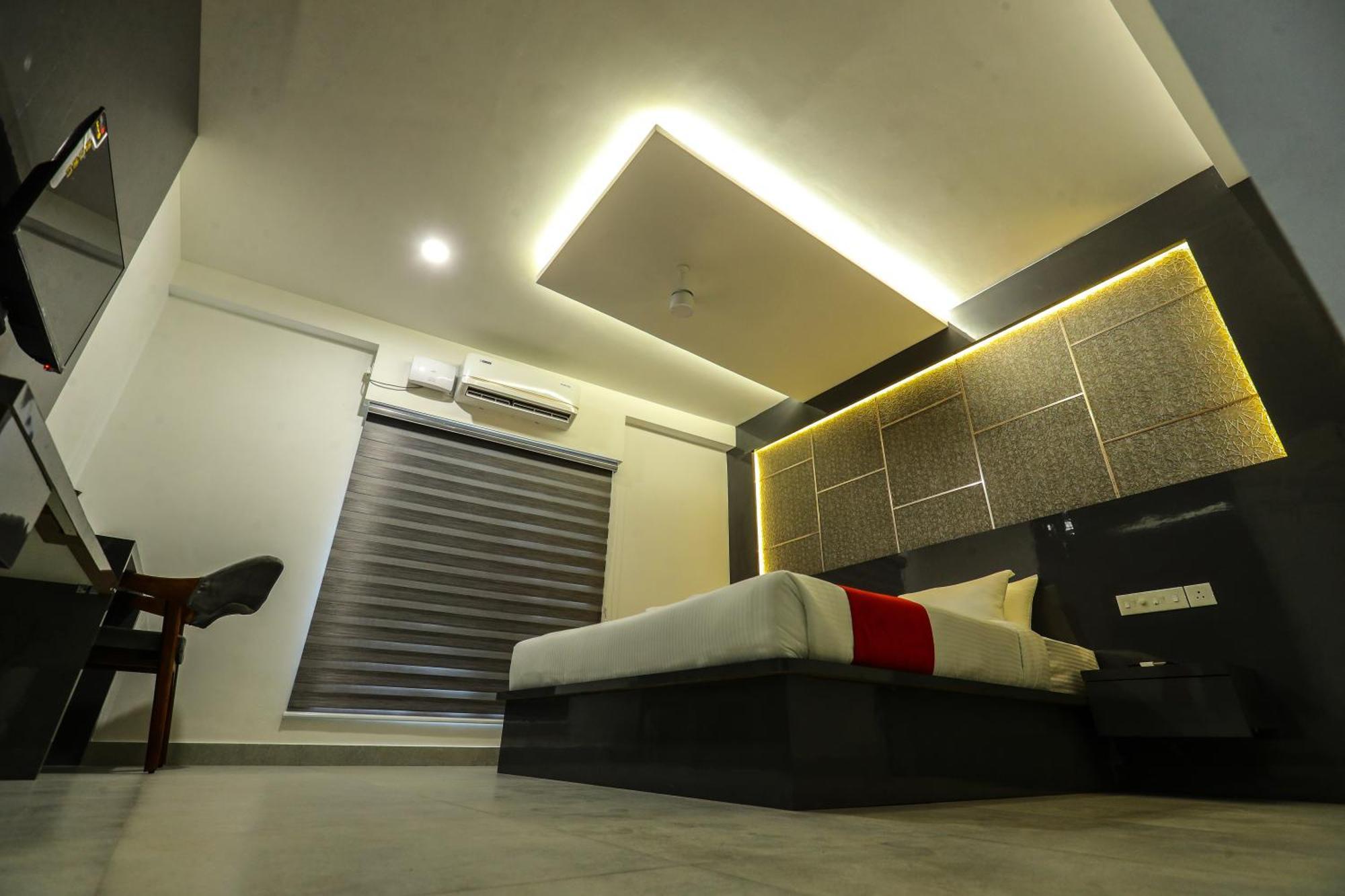 D-Luxe Hotel Kochi ภายนอก รูปภาพ